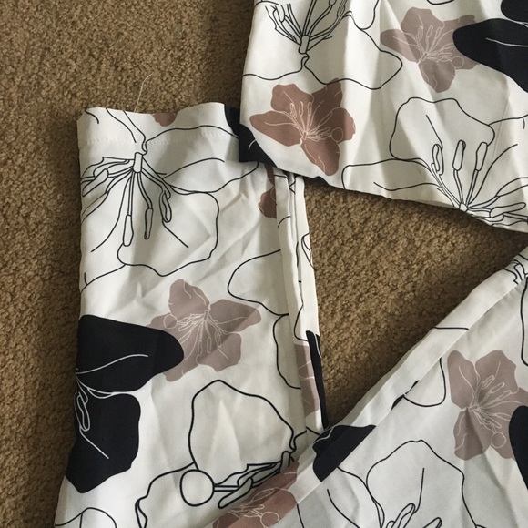 L’ATISTE by Amy Set crop halter top & pants Size S - Picture 12 of 14